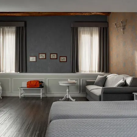 Maxxim & Loft Hotel 4*