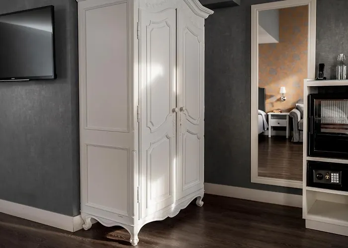 Maxxim & Loft Otel Ferrara